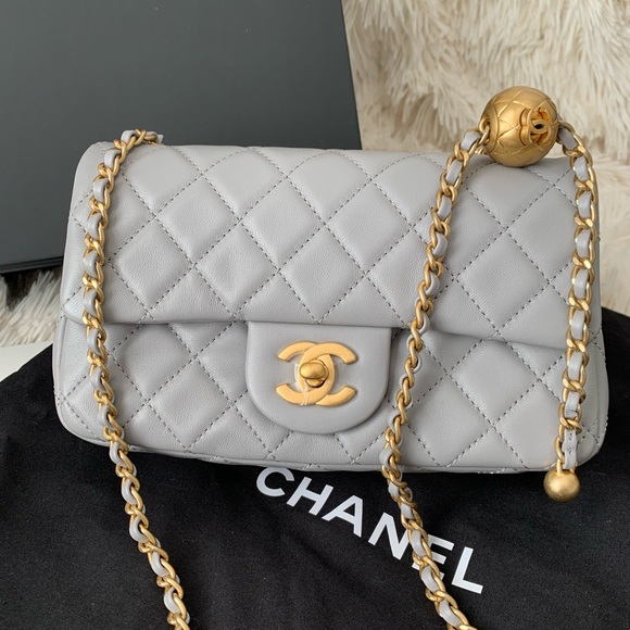 SOLDAuthentic Chanel Pearl Crush mini 21B - Picture 12 of 12